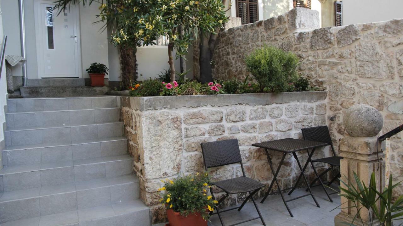 City Center Garden Apartments Sibenik Exterior photo